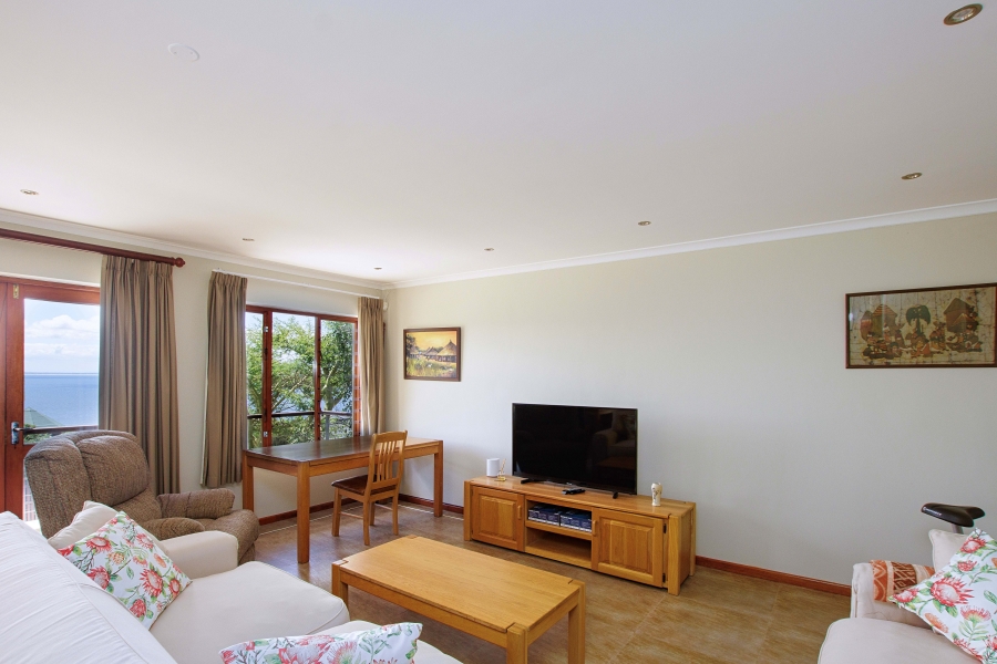 To Let 4 Bedroom Property for Rent in Froggy Farm Western Cape